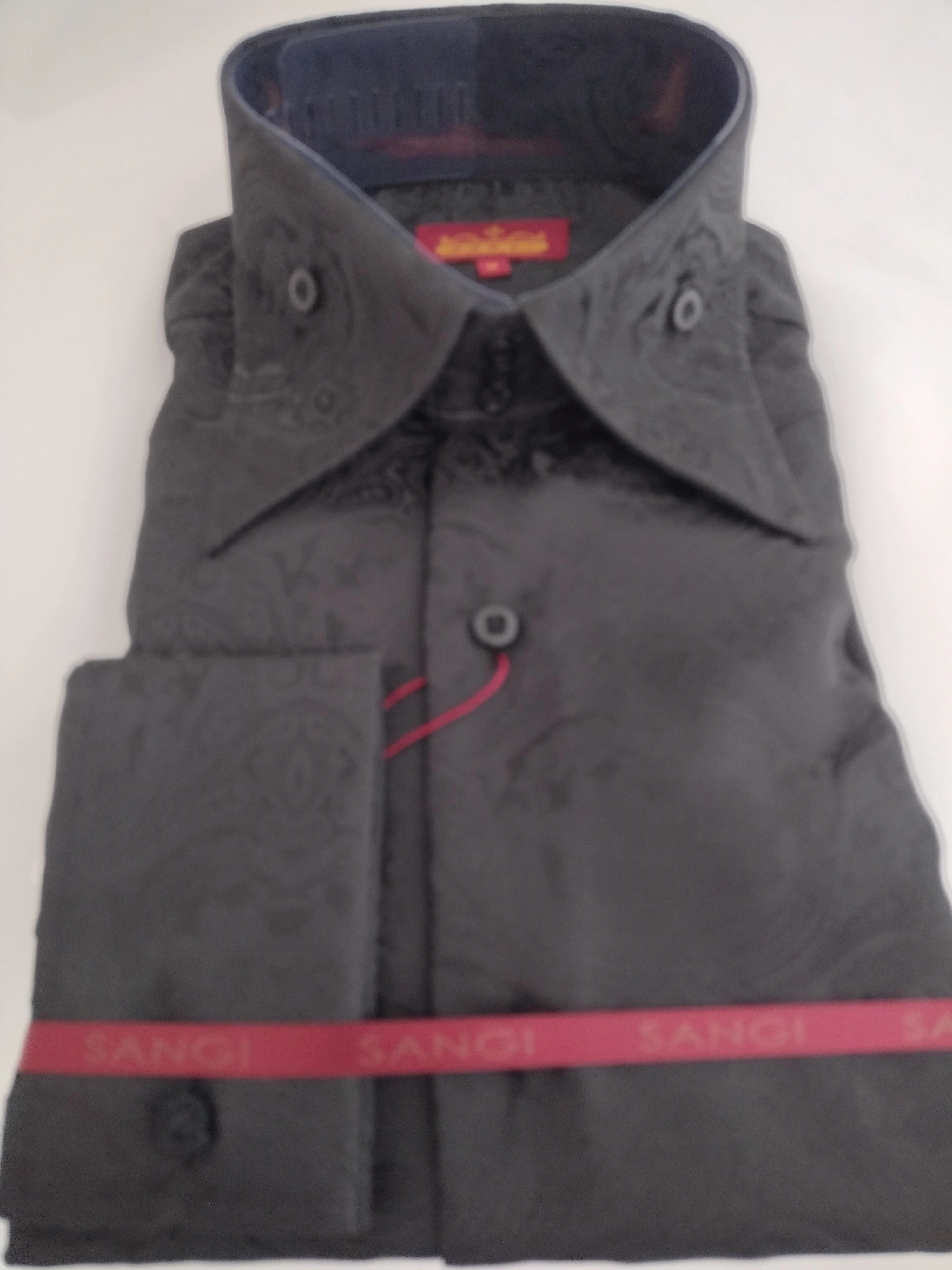 Camisa SANGI MONACO Coll. 2100: Elegancia francesa, cuello alto, diseño intrincado, color negro total.